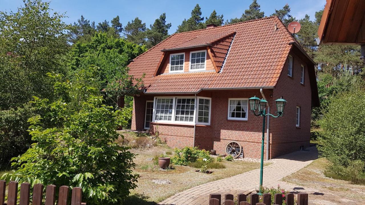 Ferienhaus Am Waldrand Stedden Villa Esterno foto