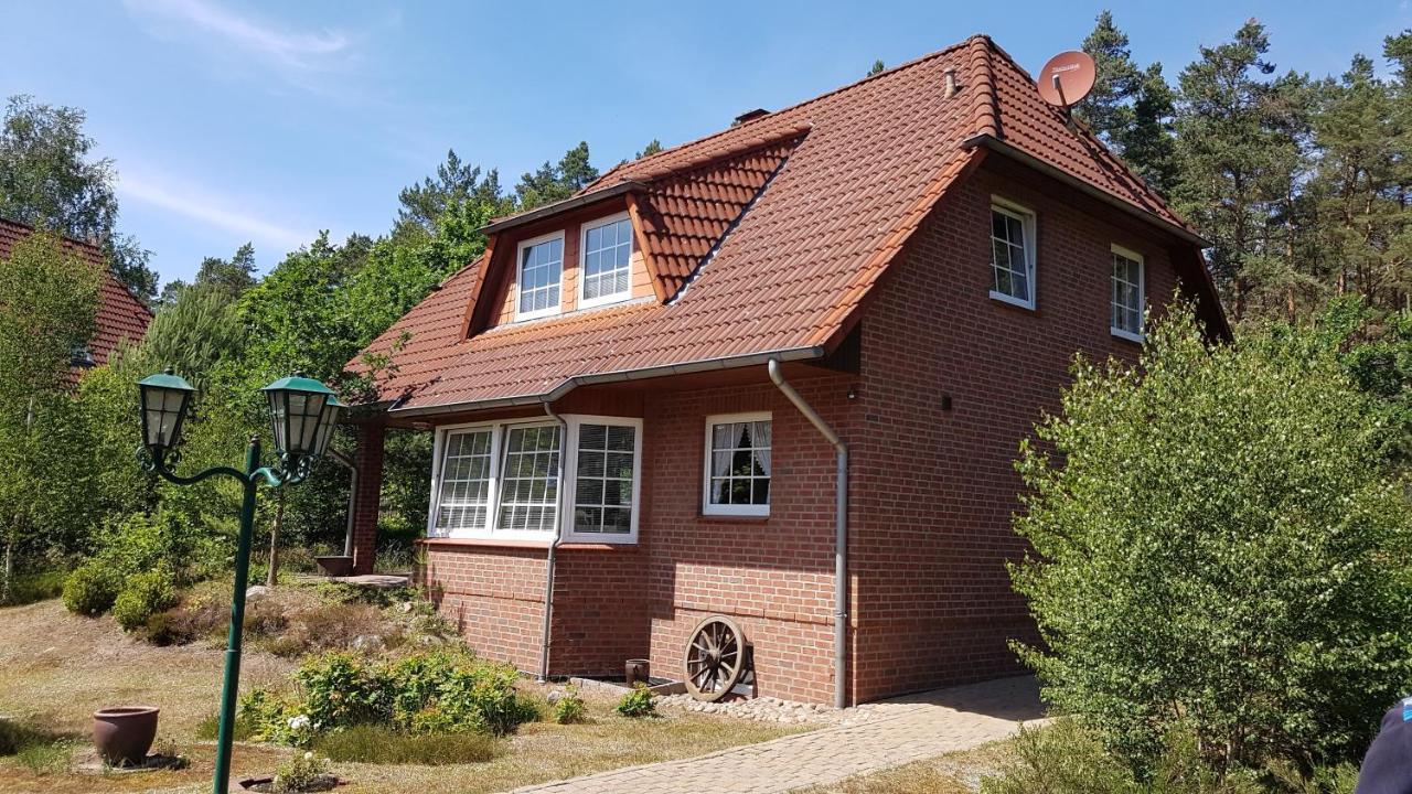 Ferienhaus Am Waldrand Stedden Villa Esterno foto